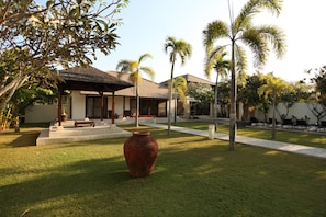 Villa with 3 Bedrooms | Garden view - The Wangsa Benoa (Nusa Dua)