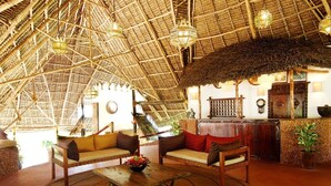 Interior - Ras Nungwi Beach Hotel (Nungwi)