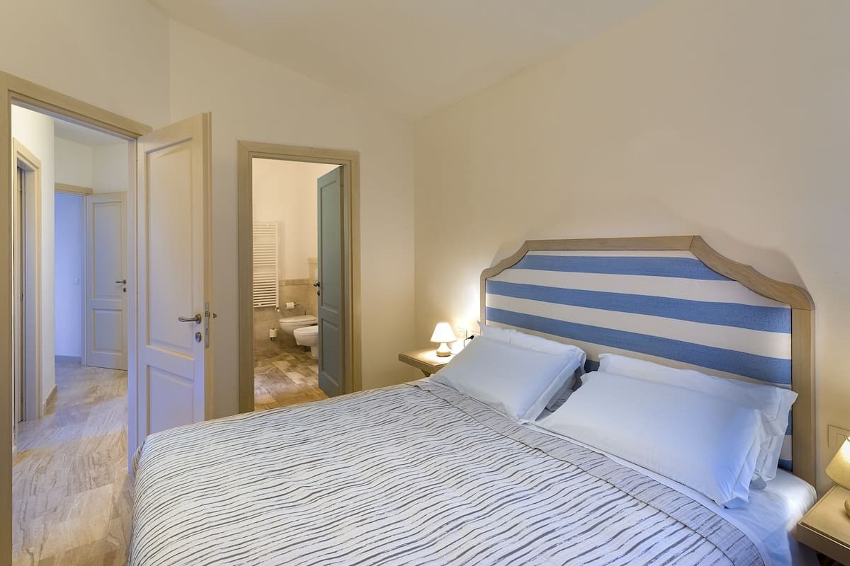 Superior Apartment, 2 Bedrooms, Terrace (Plus) | 2 bedrooms, blackout drapes, soundproofing, bed sheets