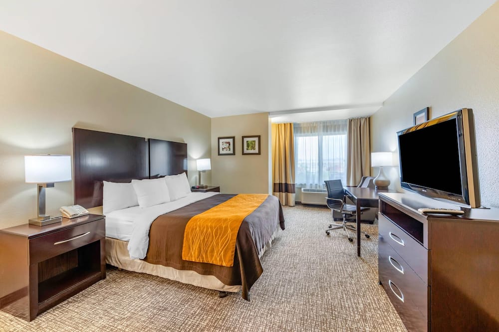 Comfort Inn & Suites San Bernardino