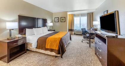 Comfort Inn & Suites Colton