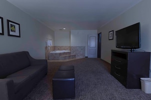 Pillowtop beds, desk, laptop workspace, blackout drapes
