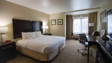 Habitación estándar, 1 cama de matrimonio grande, no fumadores | Colchones con acolchado adicional y escritorio