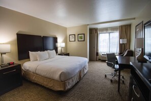 Habitación estándar, 1 cama King size, para no fumadores | Camas con pillow-top, escritorio y espacio para trabajar con laptop 