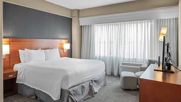 Suite, 1 Bedroom, Courtyard View | Premium bedding, down comforters, pillowtop beds, desk
