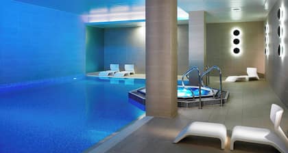 Lingfield Park Marriott Hotel & Country Club