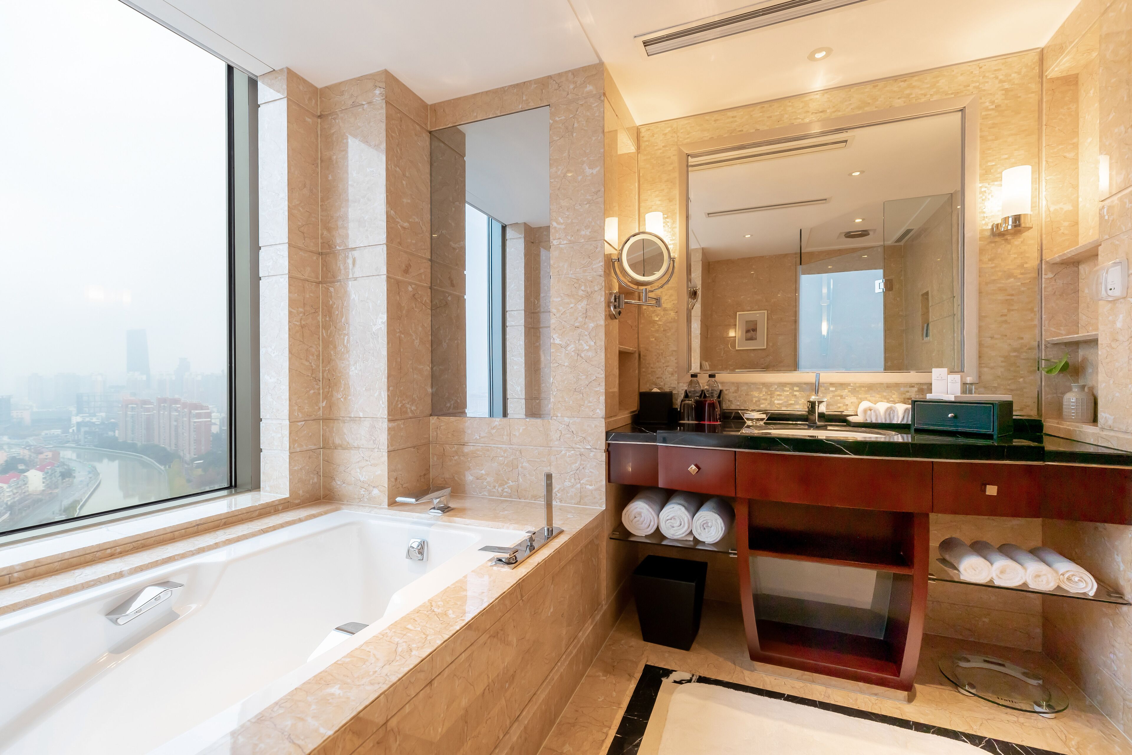deluxe room, 1 king bed, park view | bathroom | separate bathtub and shower, deep-soaking bathtub, designer toiletries