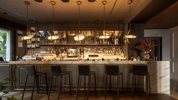 Snack bar