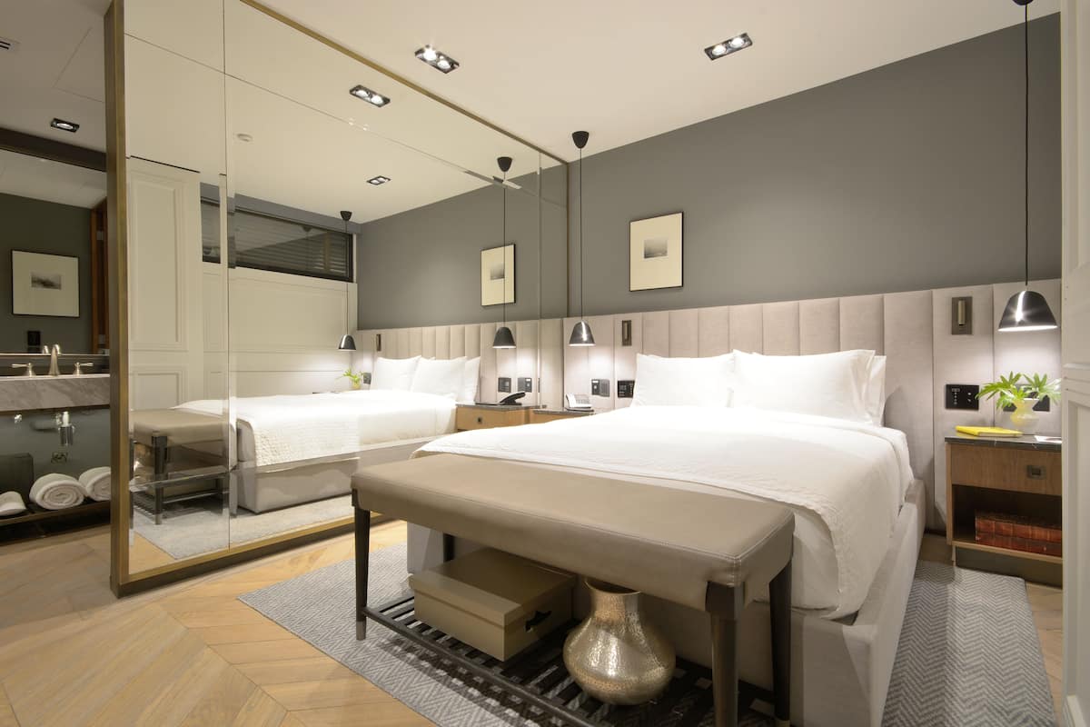 Premium bedding, minibar, in-room safe, desk