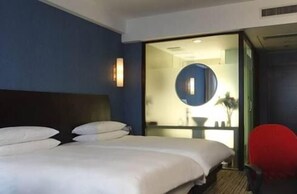 Down comforters, in-room safe, desk, rollaway beds - Narada Boutique Hotel Yiwu Huafeng (Jinhua)