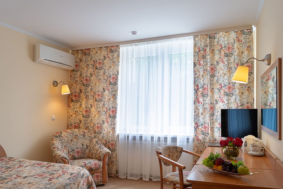 Quarto superior | Frigobar, cofres nos quartos, quartos à prova de som, berços (sobretaxa)