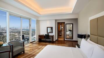 Studio, quang cảnh biển | Bộ đồ giường cao cấp, minibar, két bảo mật tại phòng, bàn