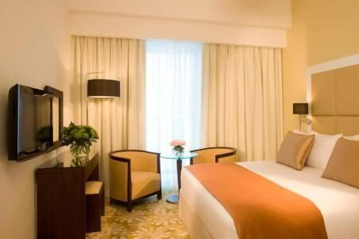 Ropa de cama de alta calidad y minibar