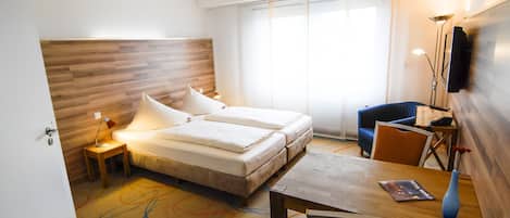 Minibar, desk, blackout drapes, soundproofing