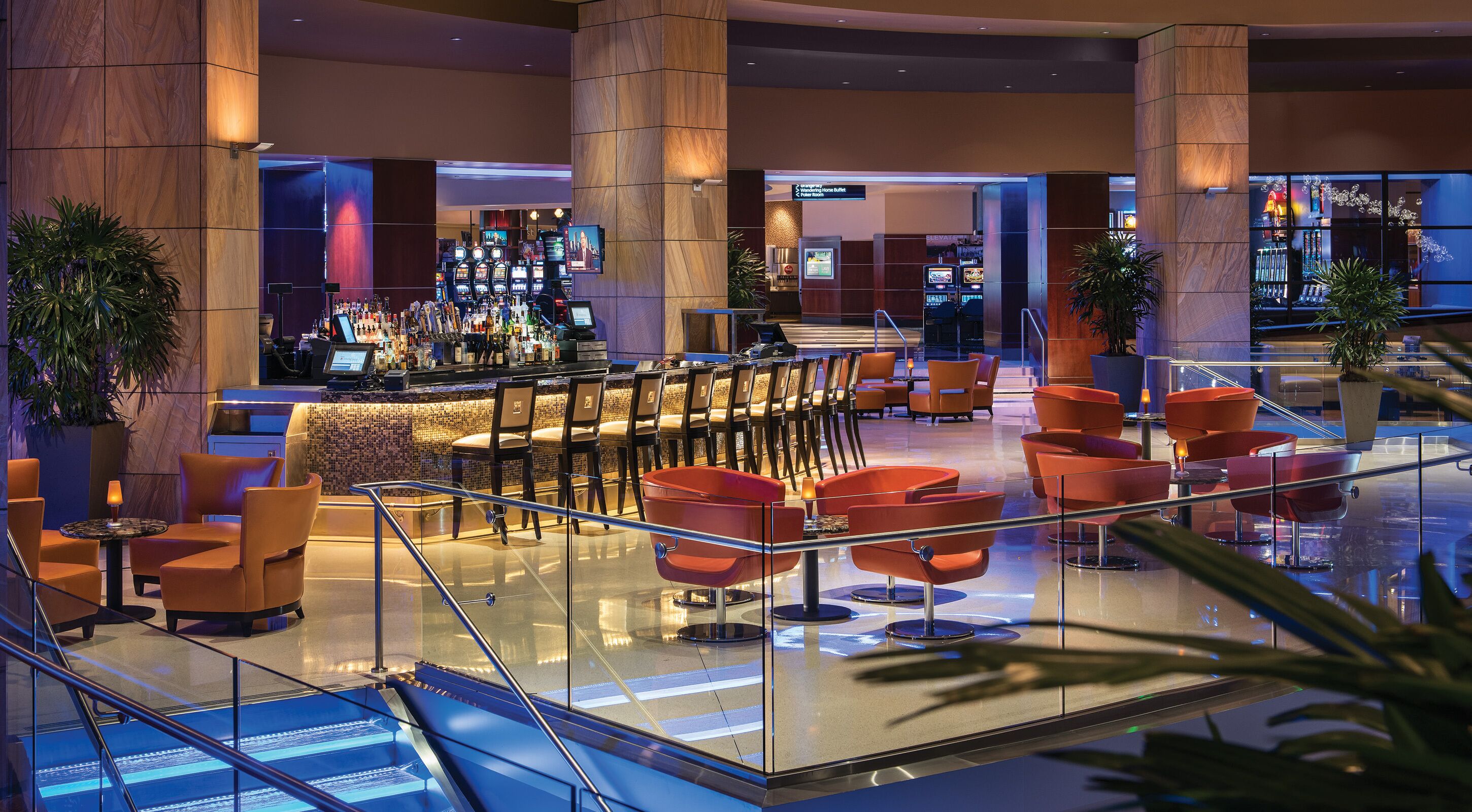 5 bars/lounges, poolside bar