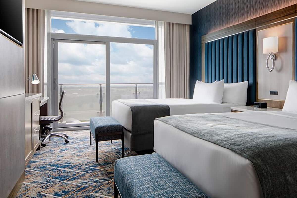 Sky Tower Premium Double | In-room safe, desk, laptop workspace, iron/ironing board