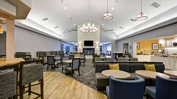 Desayuno continental incluido todos los días