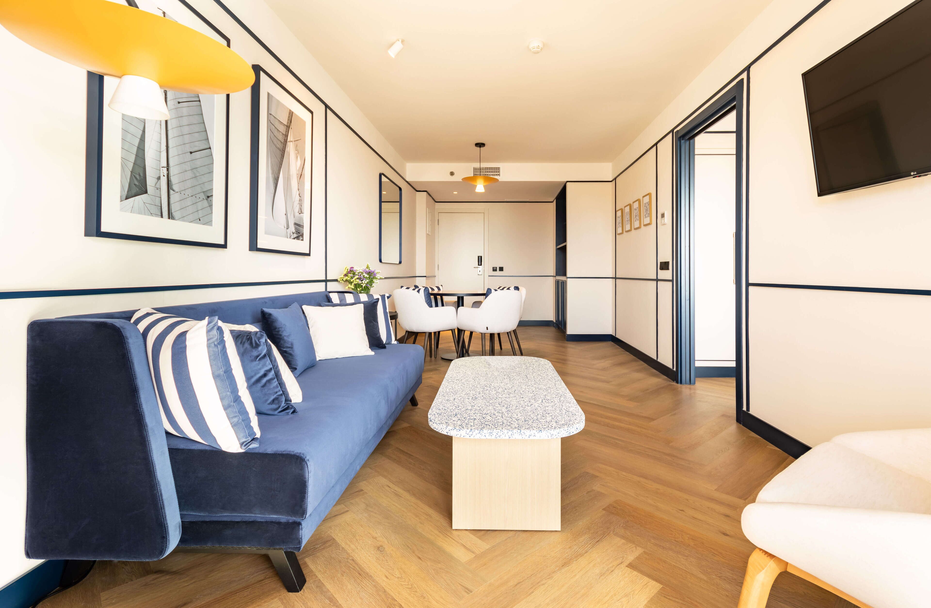 객실 내 금고, 암막 커튼, 무료 WiFi