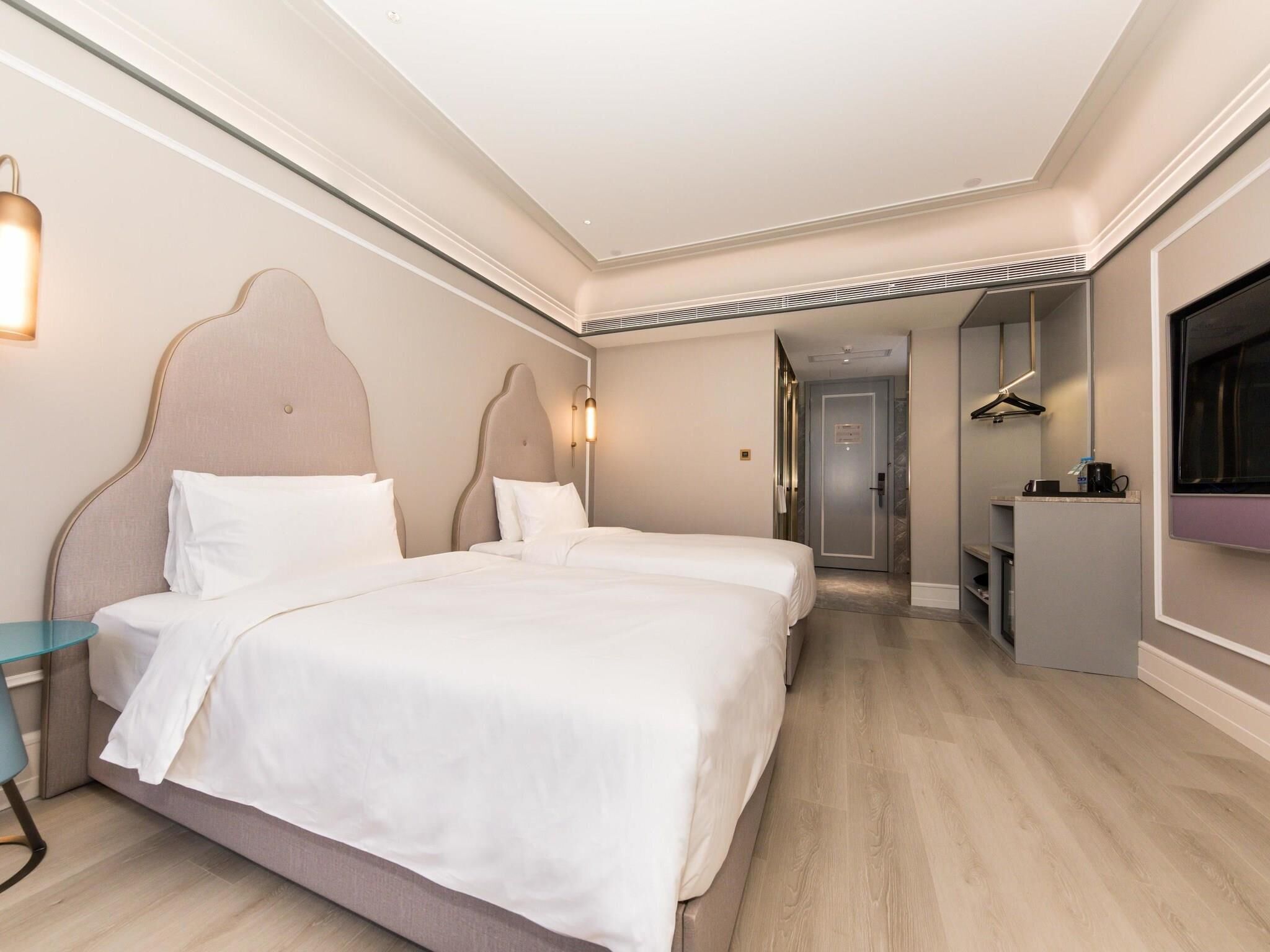 高级双床房, 2 张单人床 | 迷你吧、客房内保险箱、免费 WiFi