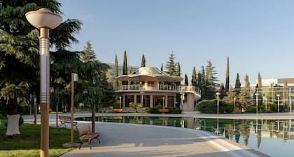 Ramada Plaza by Wyndham Gence