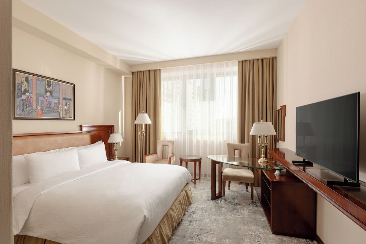 Superior Queen Room | Literie de qualité supérieure, minibar, coffres-forts dans les chambres