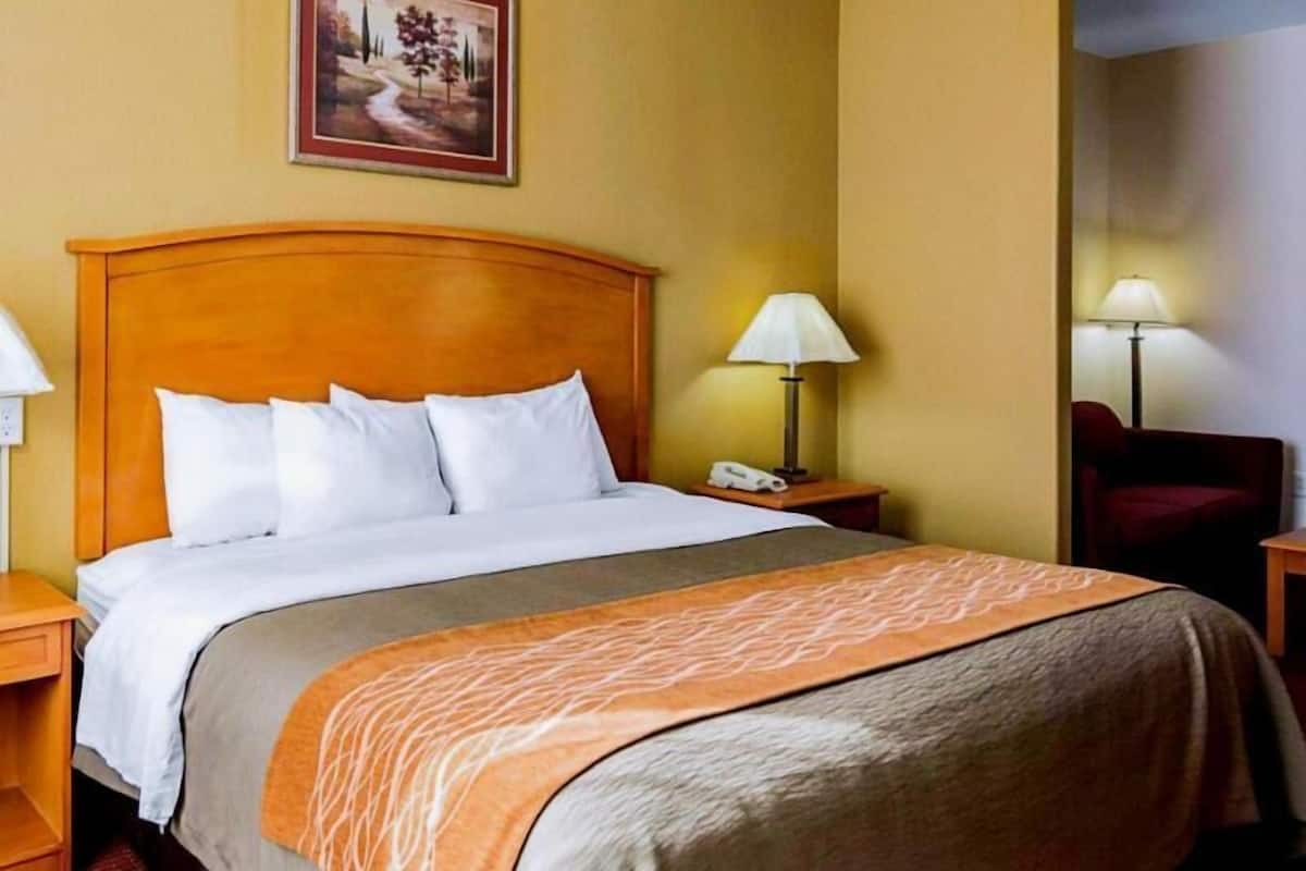 Caixa forta a l'habitació, decoració individual i mobiliari individual