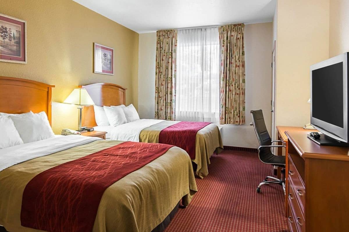 Caixa forta a l'habitació, decoració individual i mobiliari individual