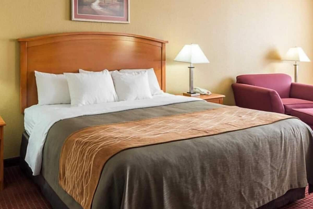 Caixa forta a l'habitació, decoració individual i mobiliari individual