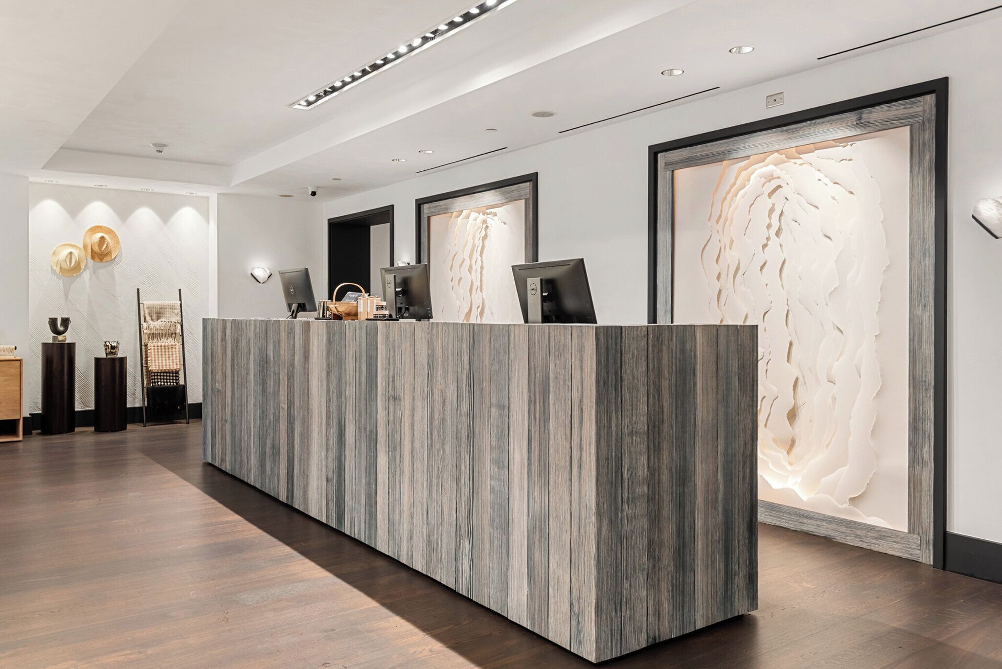 couples treatment room(s), body treatments, aromatherapy, body wraps