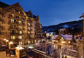 Terrace/patio - Four Seasons Resort and Residences Vail (Vail)