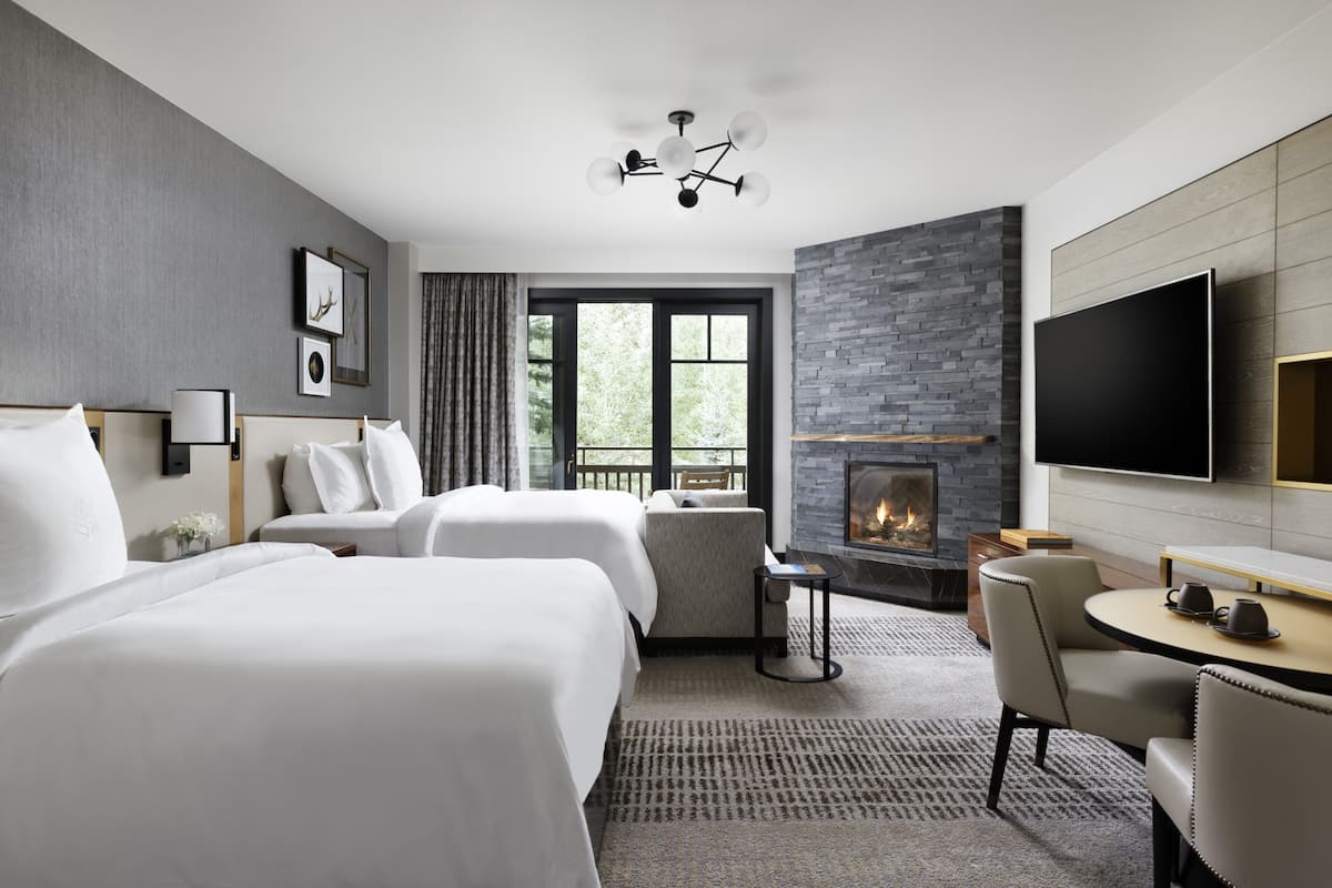 Hypo-allergenic bedding, down duvets, minibar, in-room safe