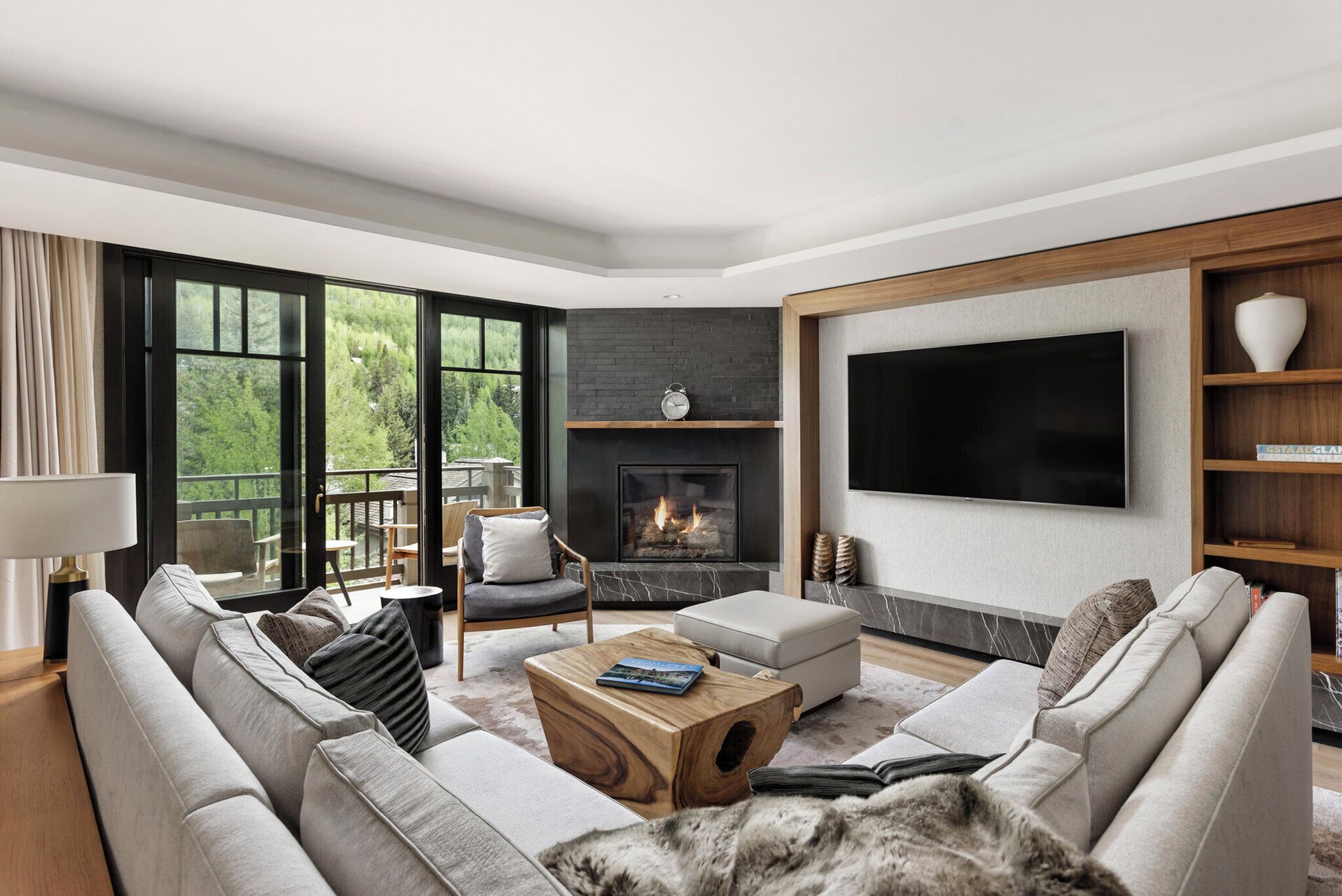 Ropa de cama hipoalergénica, cubrecamas y minibar 