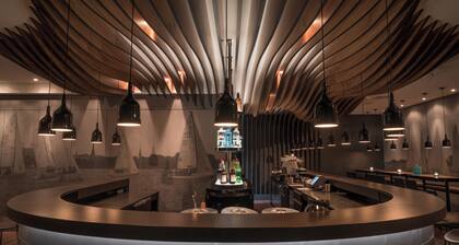 Motel One Hamburg - Alster