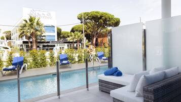 Chambre Club Double ou avec lits jumeaux (ADULTS ONLY) | Matelas mémoire de forme, coffres-forts dans les chambres, bureau