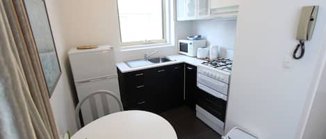 Standard Apartment | Private kitchen