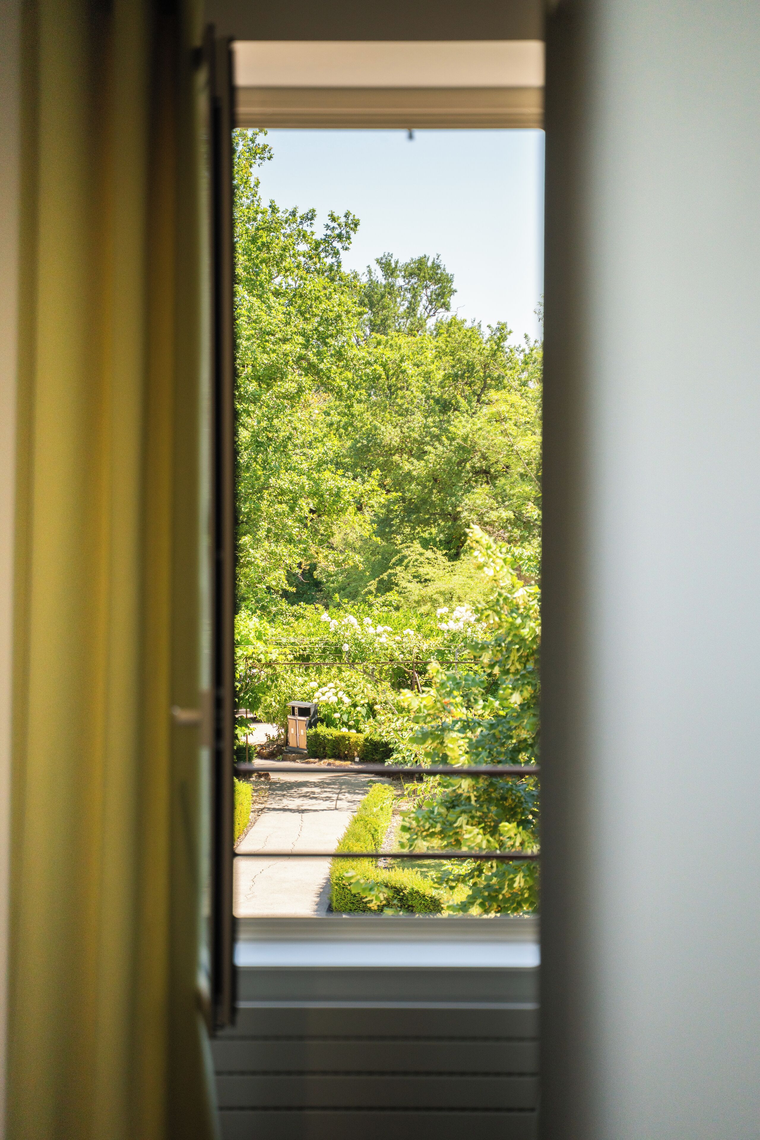 1 bedroom, premium bedding, minibar, in-room safe