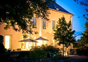 Front of property – evening/night