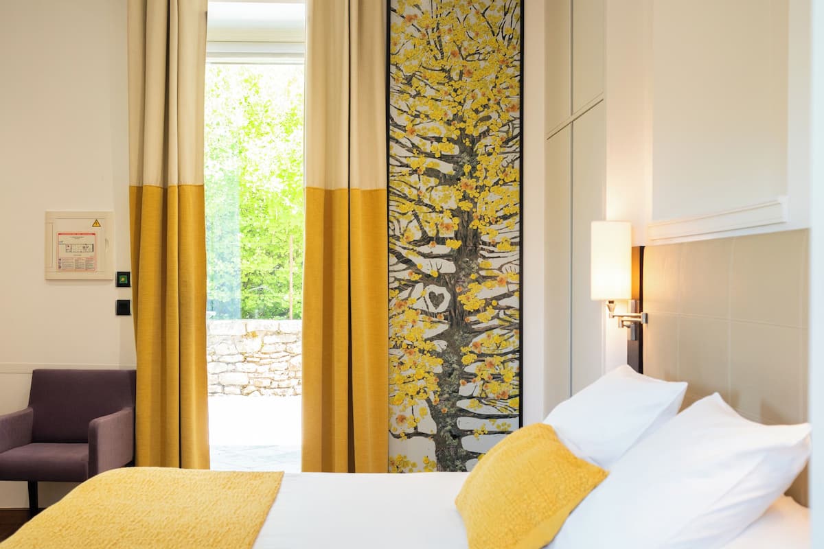 classic double room | 1 bedroom, premium bedding, minibar, in-room safe