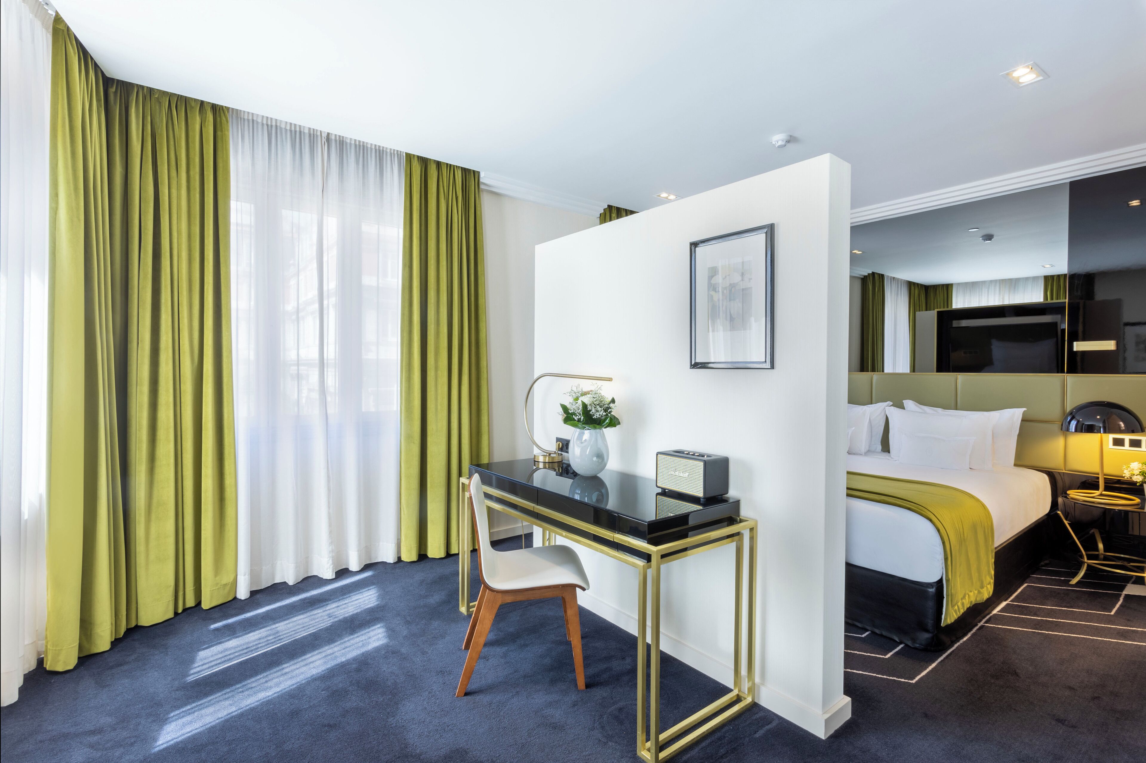 suite (rossio square view) | hypo-allergenic bedding, in-room safe, soundproofing, free wifi