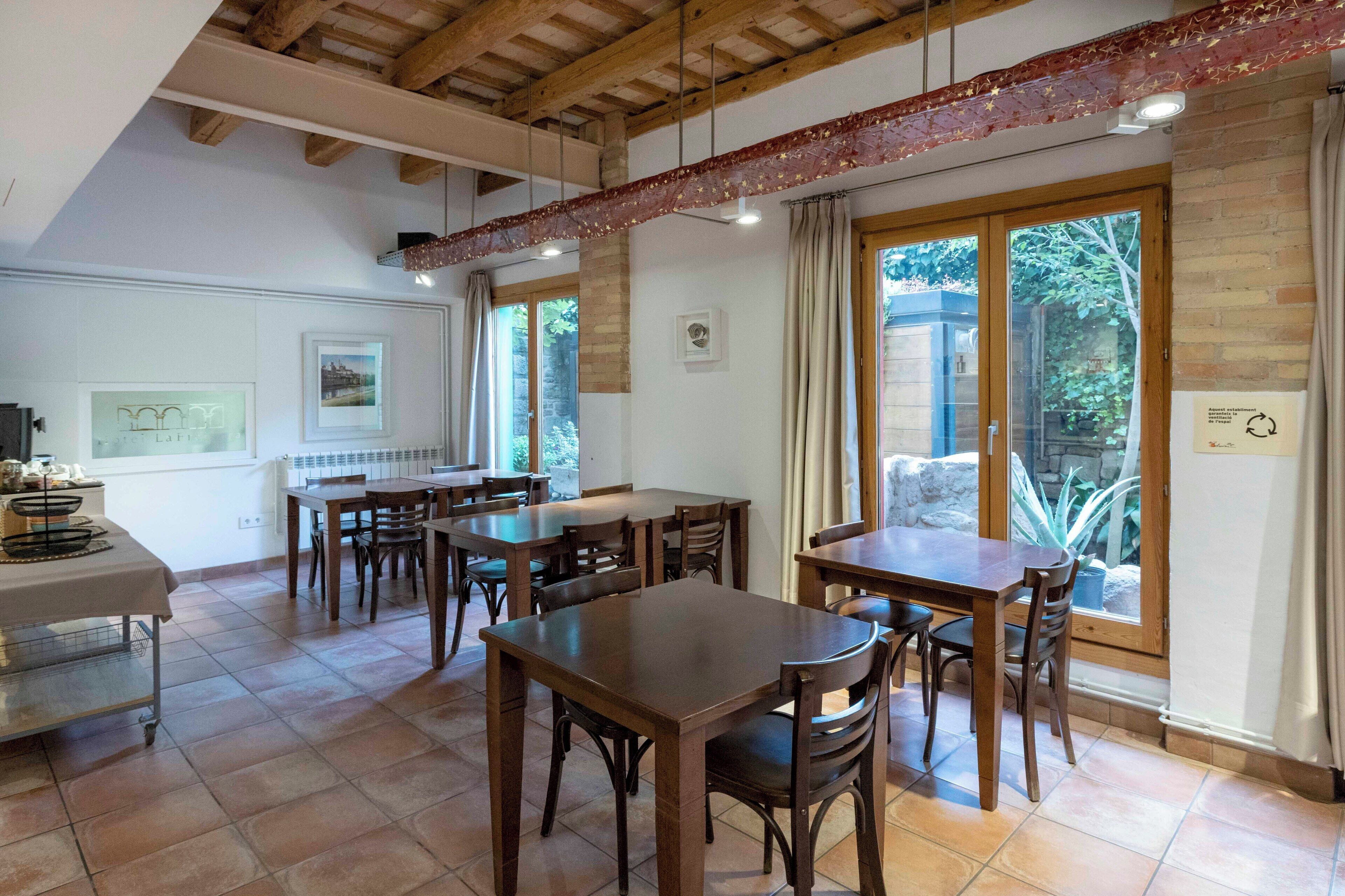 daily buffet breakfast (eur 11 per person)