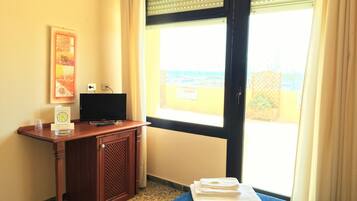 1 makuuhuone, italialaiset Frette-lakanat, ylelliset vuodevaatteet