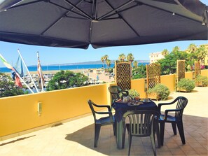 Terrace/patio - Hotel Don Pedro (Portoscuso)