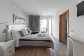Habitación superior con 1 cama doble o 2 individuales, 1 habitación, en edificio anexo | Vistas desde la habitación