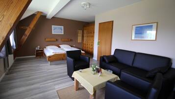 Zimmersafe, kostenlose Babybetten, WLAN