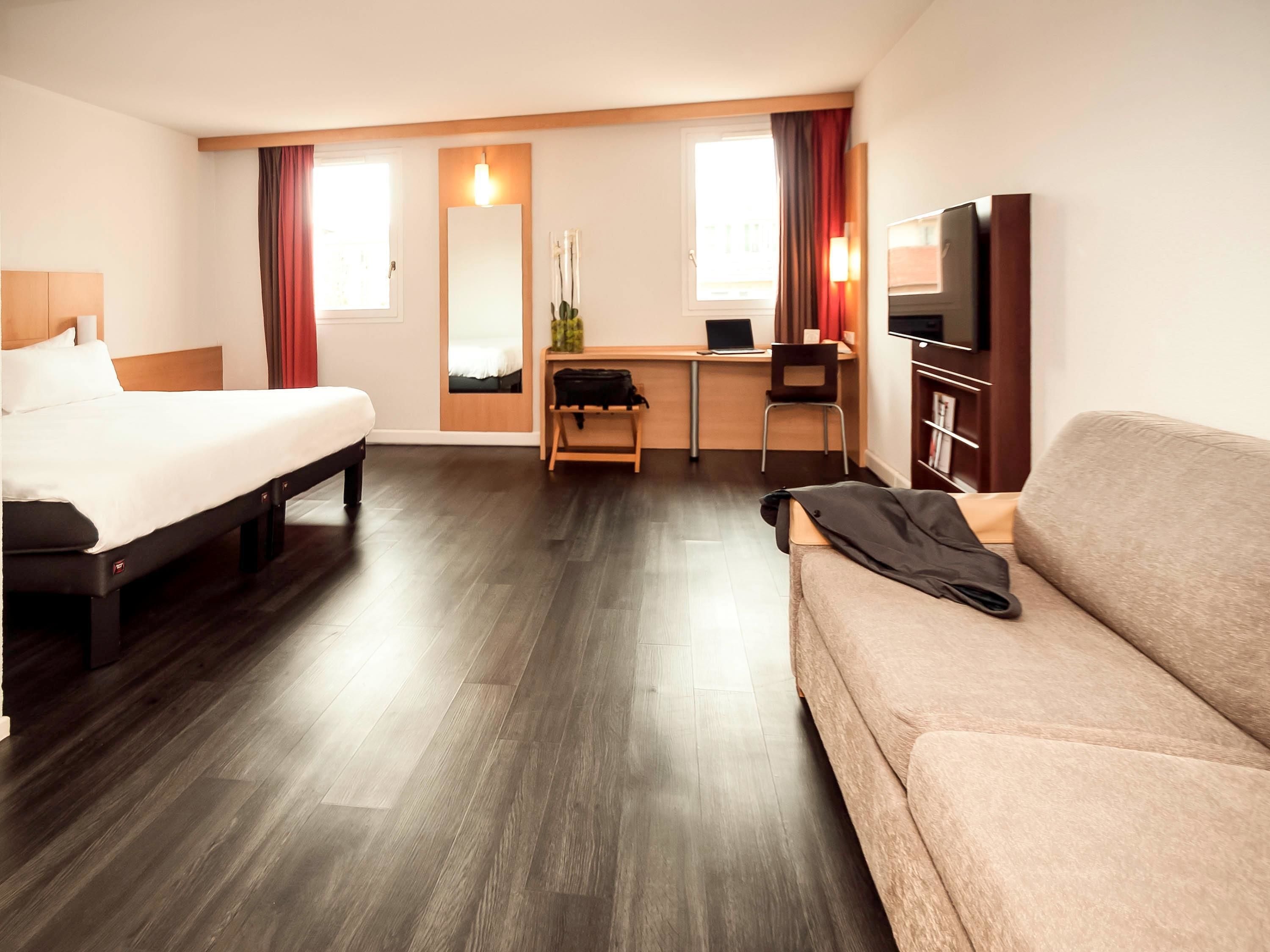 Standard Room | Premium bedding, desk, blackout drapes, iron/ironing board