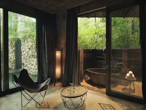 Suite (Signature Suite with Plunge Pool) | 1 bedroom, in-room safe, individually furnished, blackout drapes