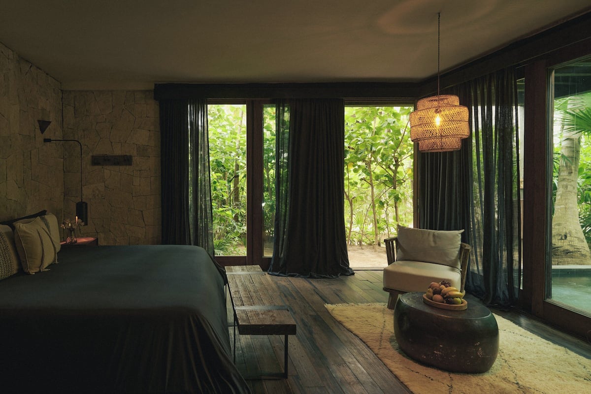 Suite (Alcove Suite with Plunge Pool) | 1 bedroom, in-room safe, individually furnished, blackout curtains