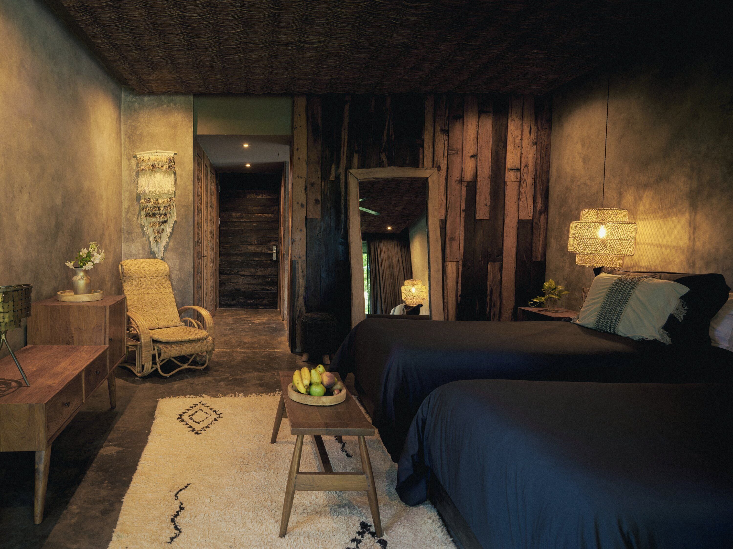 Suite (Palm Suite) | In-room safe, individually furnished, blackout drapes