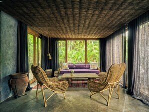 Premier Suite (Premier Palm Suite) | In-room safe, individually furnished, blackout drapes