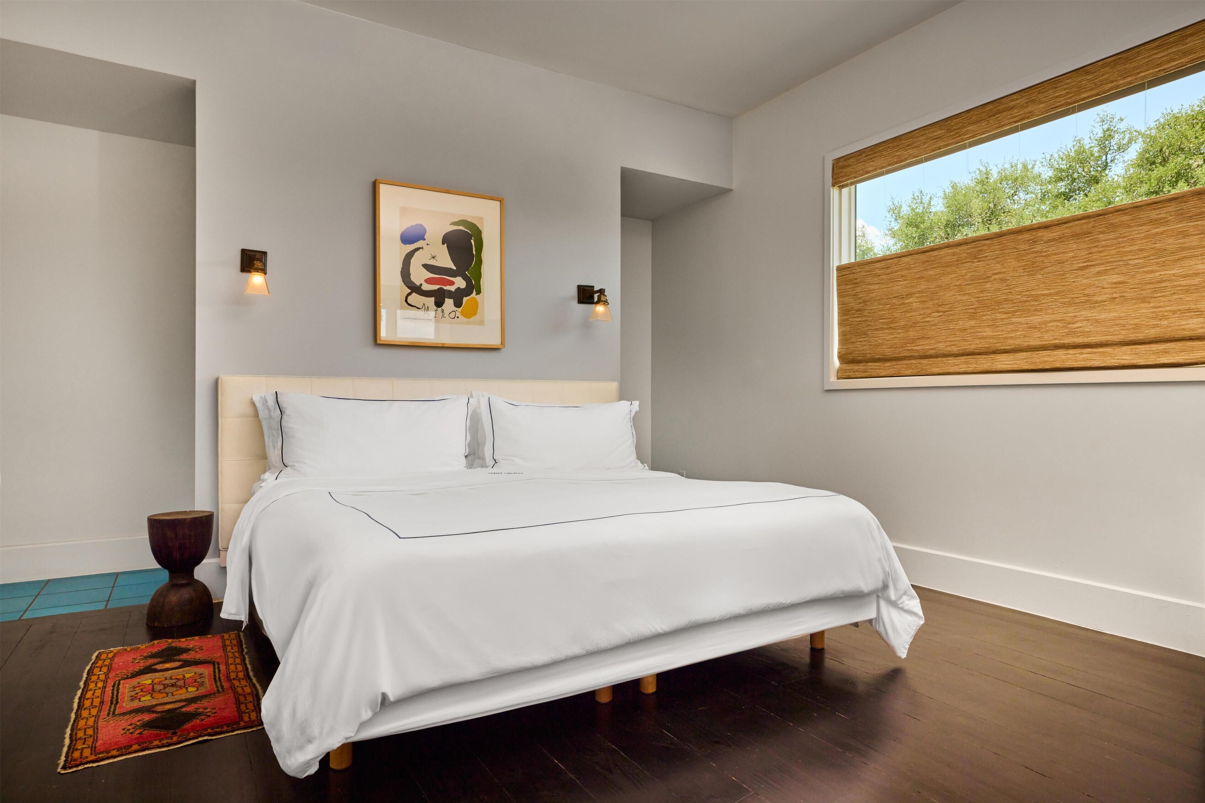 King Studio with Terrace | Egyptian cotton sheets, premium bedding, pillowtop beds, minibar
